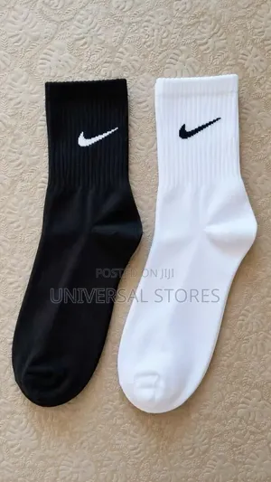Black and White Nike Crew Socks
