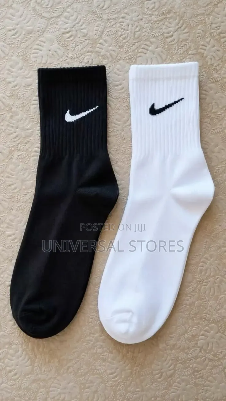 Black and White Nike Crew Socks