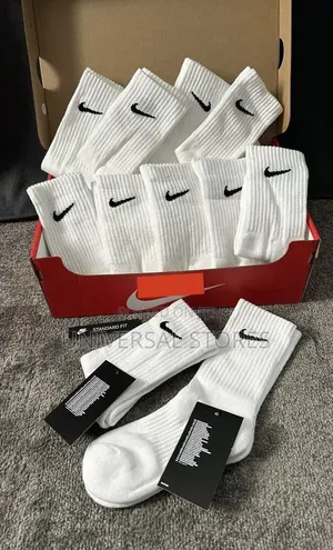Black and White Nike Crew Socks