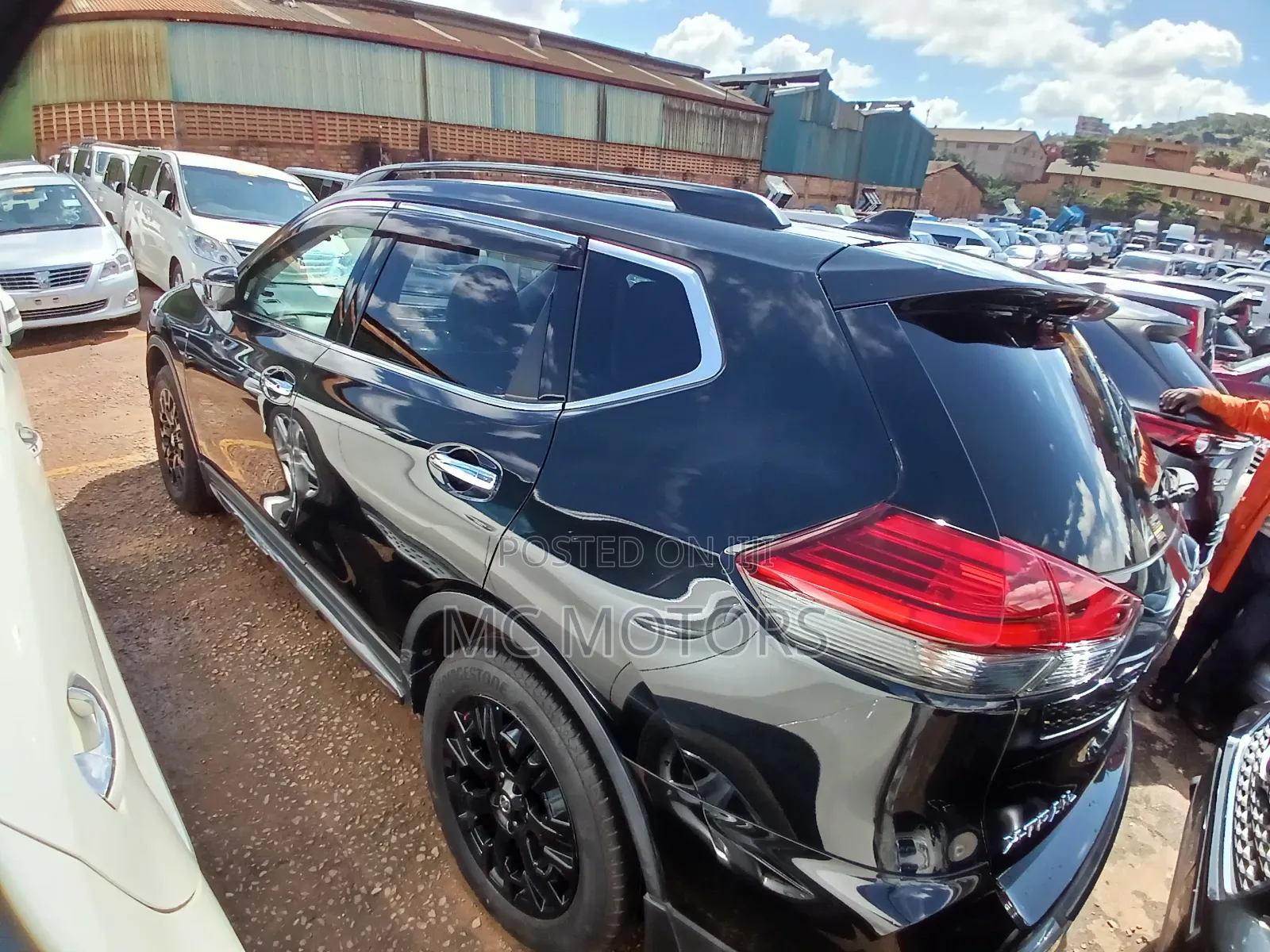 Nissan X-Trail 2.0 Petrol AWD 2017 Black