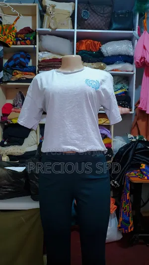 Tops and T-Shirts for Ladies