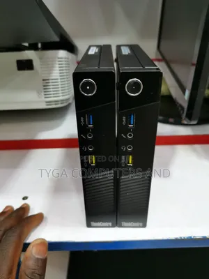 Desktop Computer Lenovo ThinkCentre M715 4GB Intel Core i3 HDD 32GB