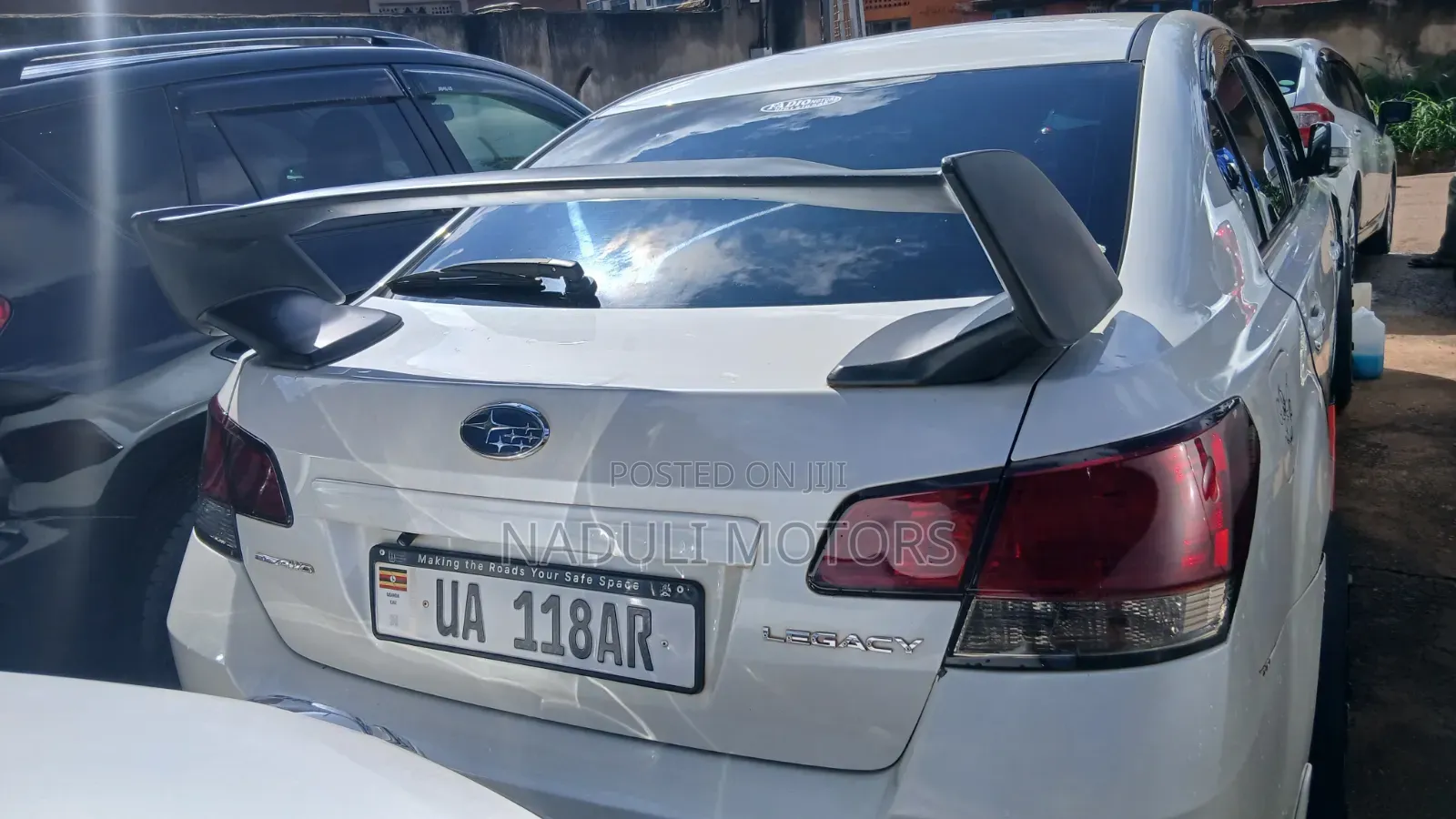 Subaru Legacy 2010 White
