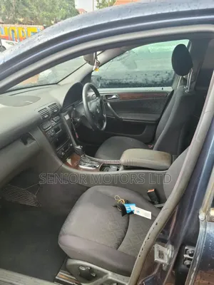 Mercedes-Benz C240 2006 Blue