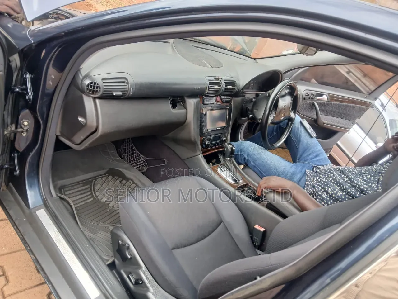 Mercedes-Benz C240 2006 Blue