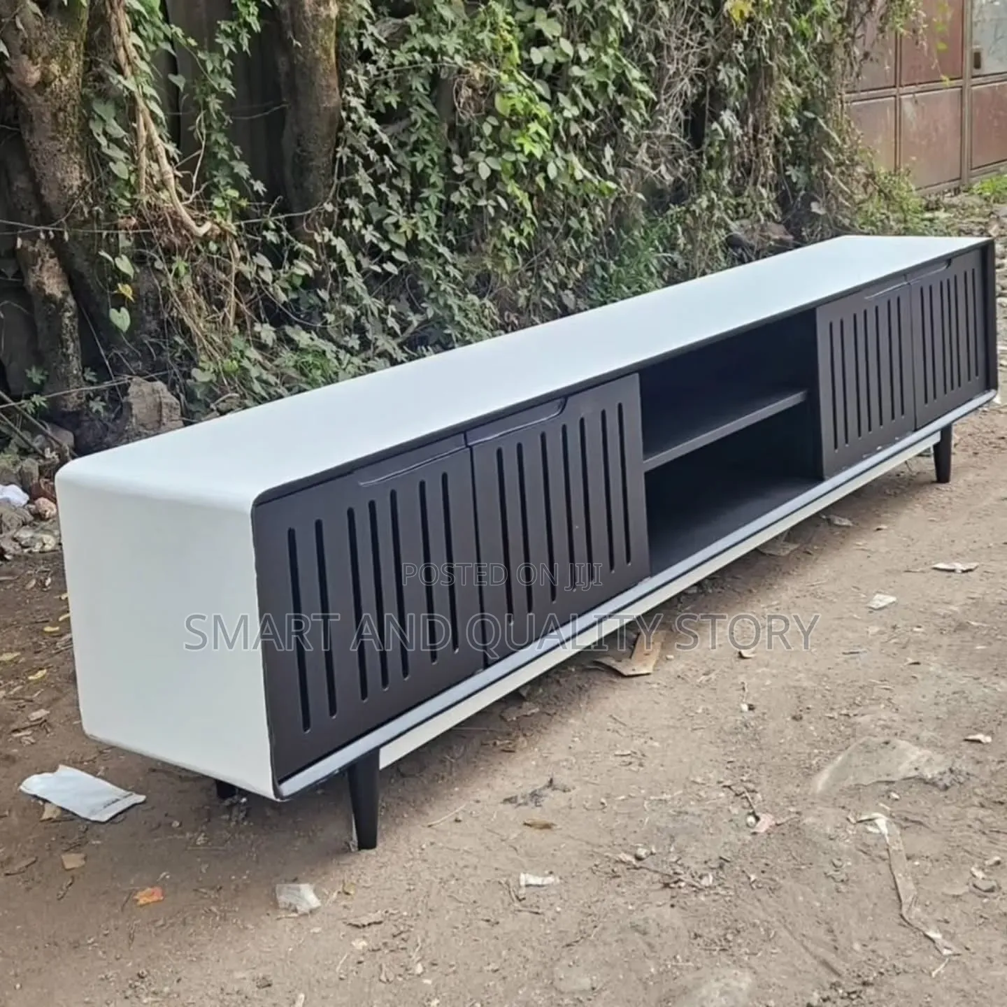 TV Stands/TV Stand White TV Stand With Meddle Gray Color With Doors