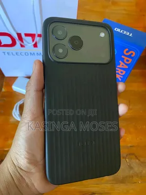 New Tecno Spark 50 128 GB Black