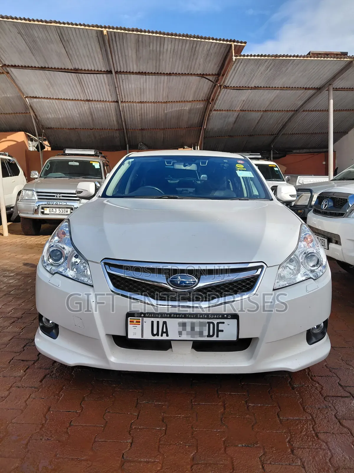 Subaru Legacy 2010 White