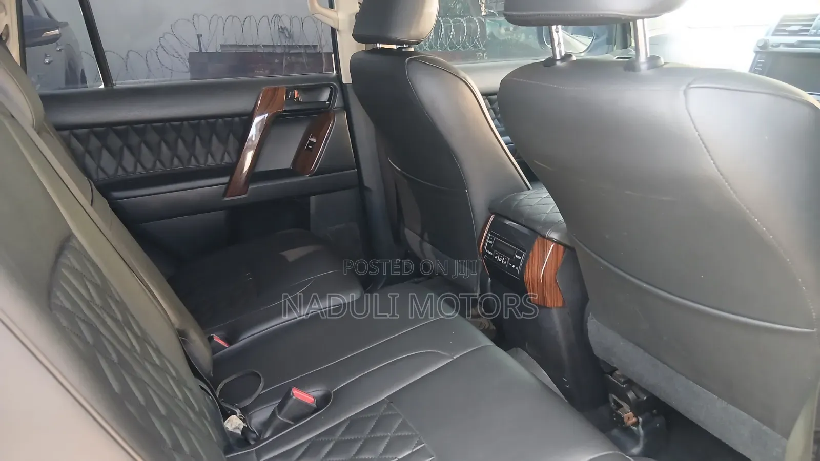 Toyota Land Cruiser Prado 2016 Gray