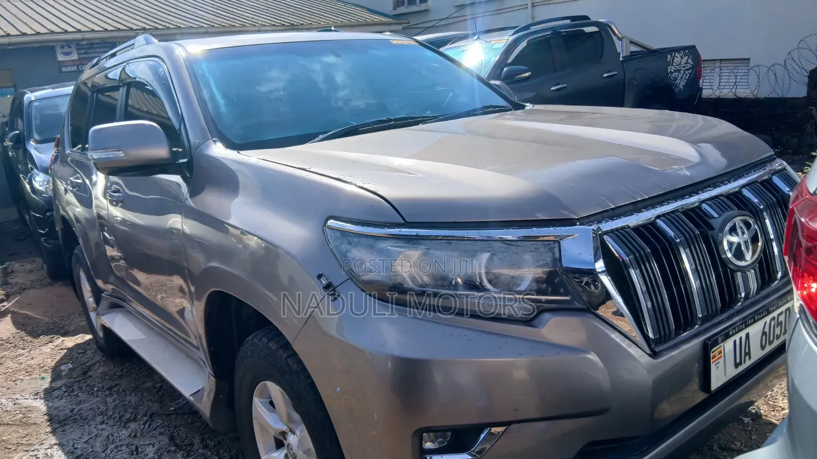 Toyota Land Cruiser Prado 2016 Gray