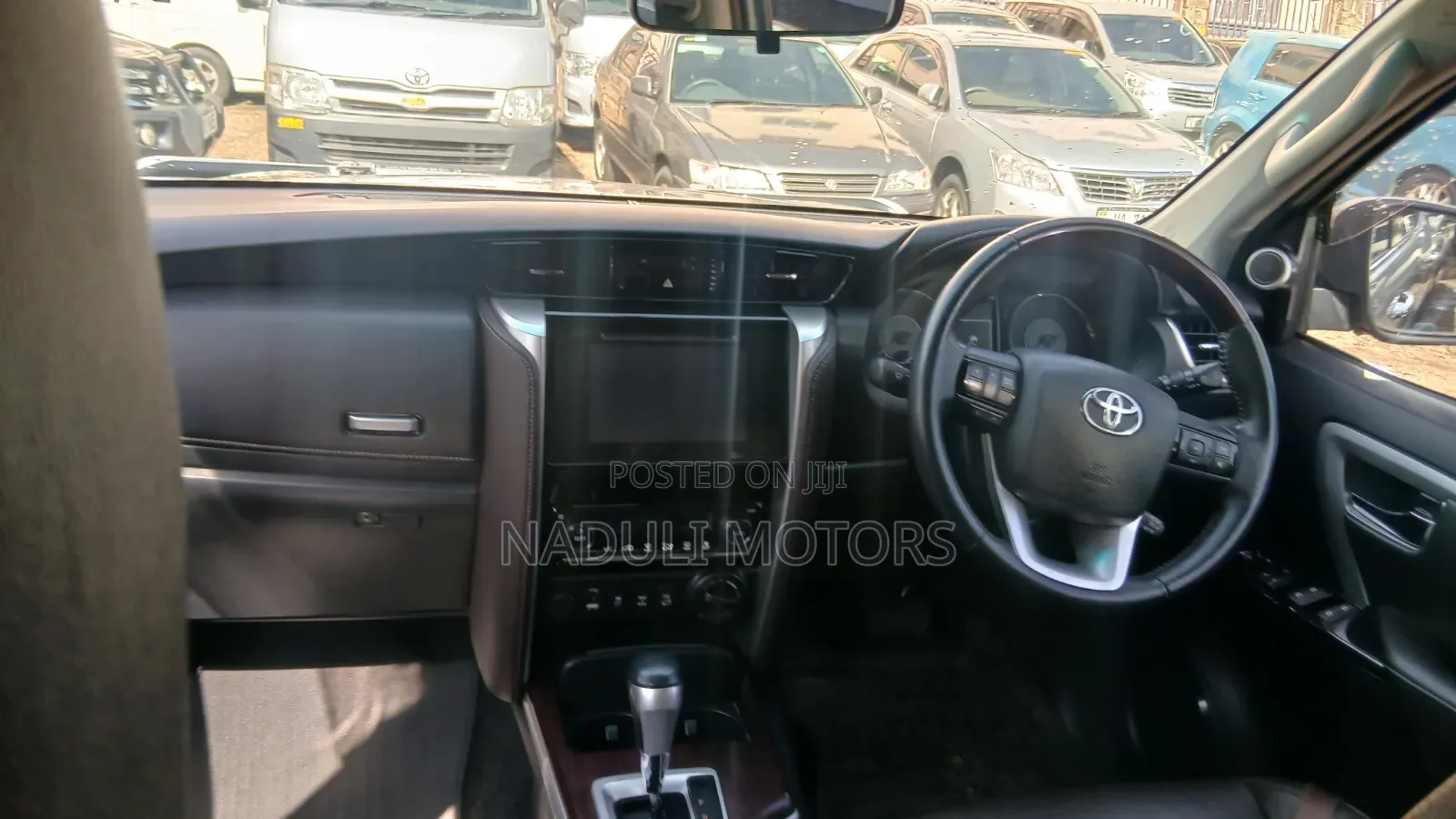 Toyota Fortuner 2016 Silver