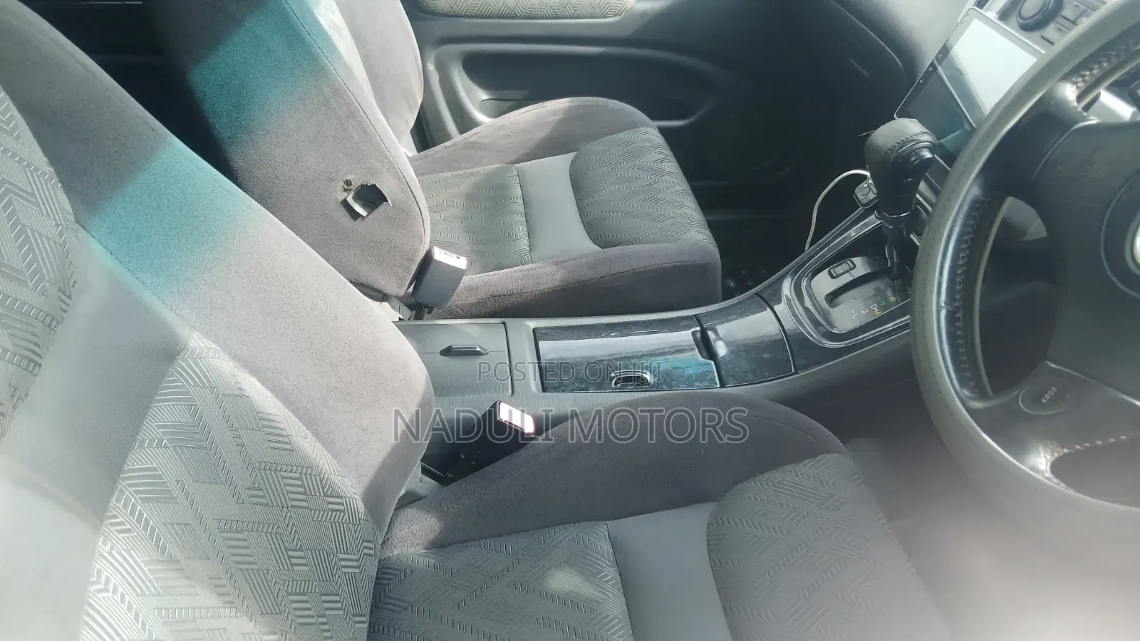 Toyota Kluger 2004 Silver