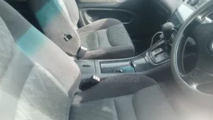 Toyota Kluger 2004 Silver