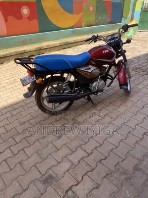 TVS HLX 125 2022 Red