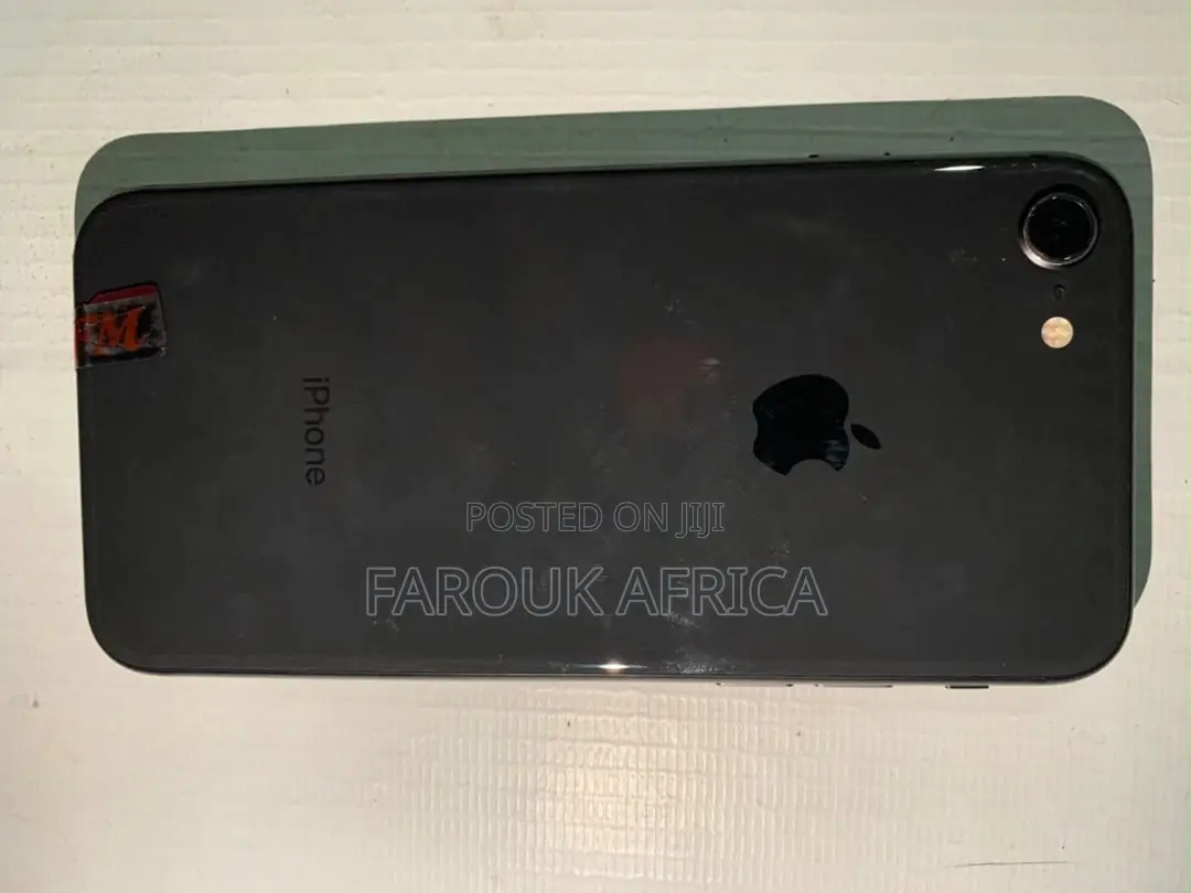 Apple iPhone 8 64 GB Gold