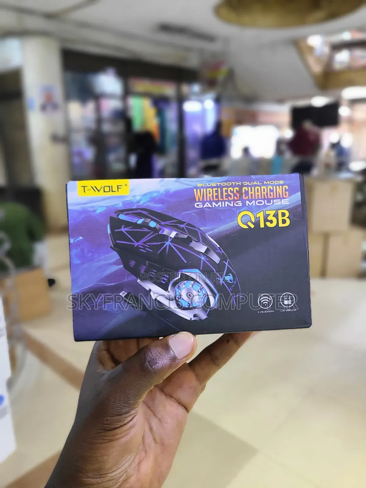 Bluetooth Dual Mode Wireless Charging Gaming Mouse Q138