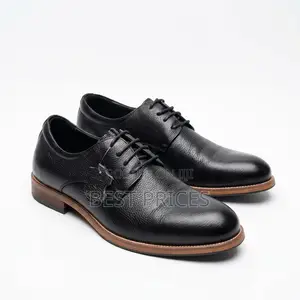Men's Black Pebbled Leather Derby Shoes with Brown Sole