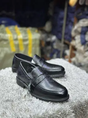 Men's Black Pebbled Leather Penny Loafers