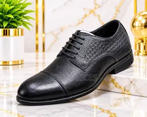 Men's Black Pebbled Leather Cap-Toe Derby Shoes
