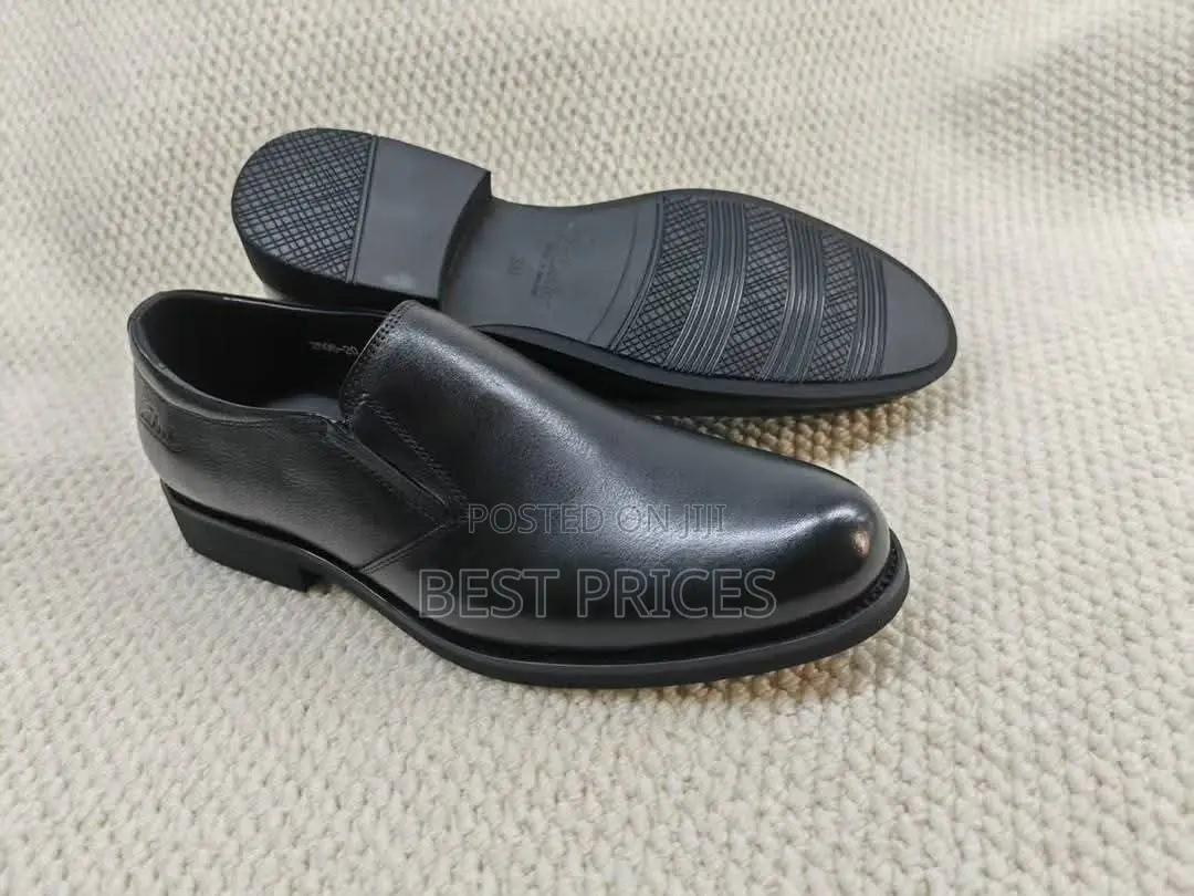 Men's Black Plain-Toe Formal Slip-On Shoes