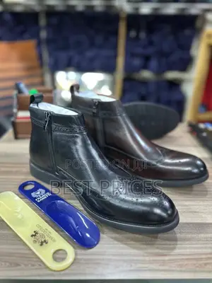 Men's Black Wingtip Brogue Zip-Up Ankle Boots