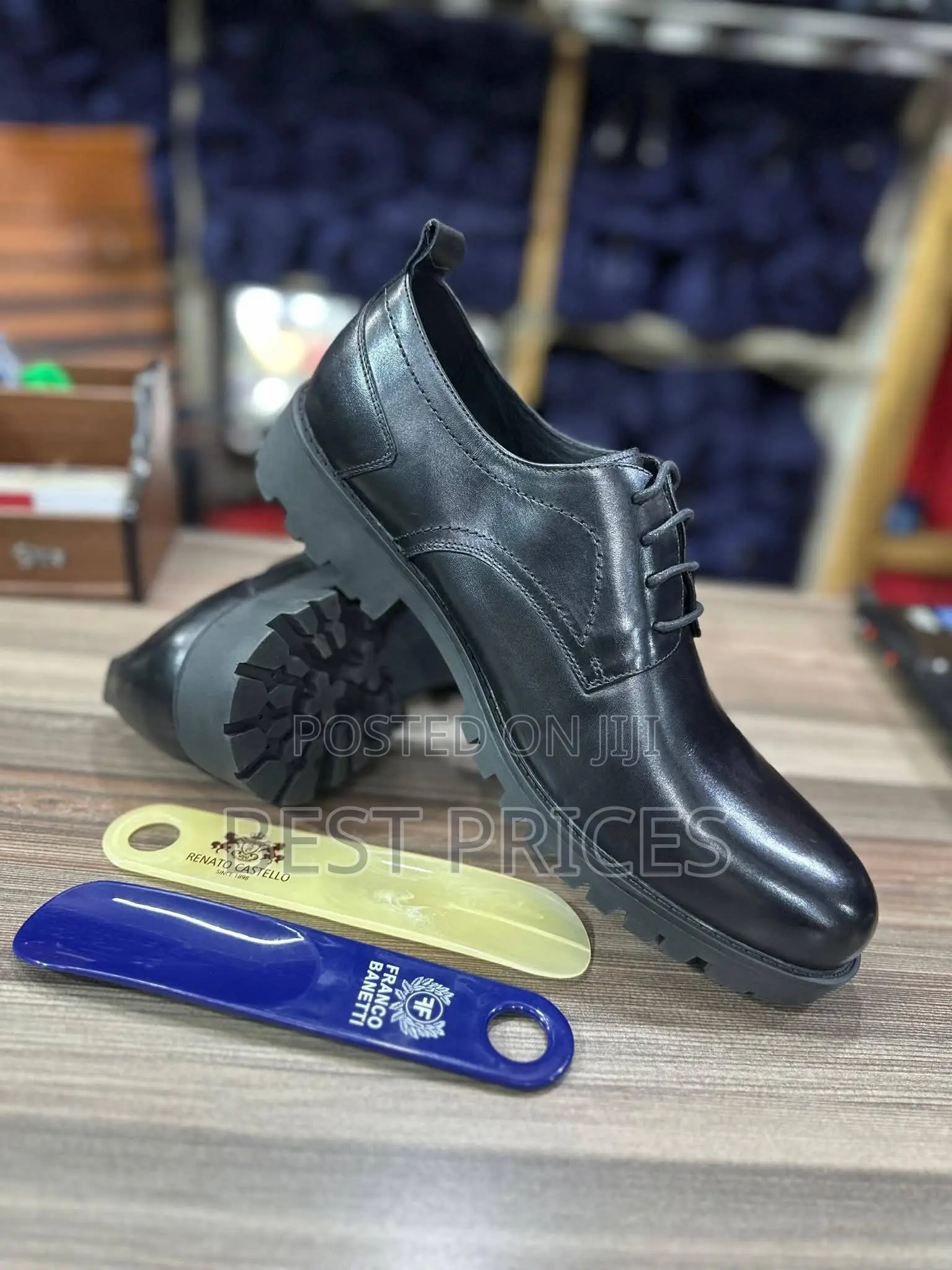 Men's Black Plain-Toe Lug-Sole Lace-Up Shoes