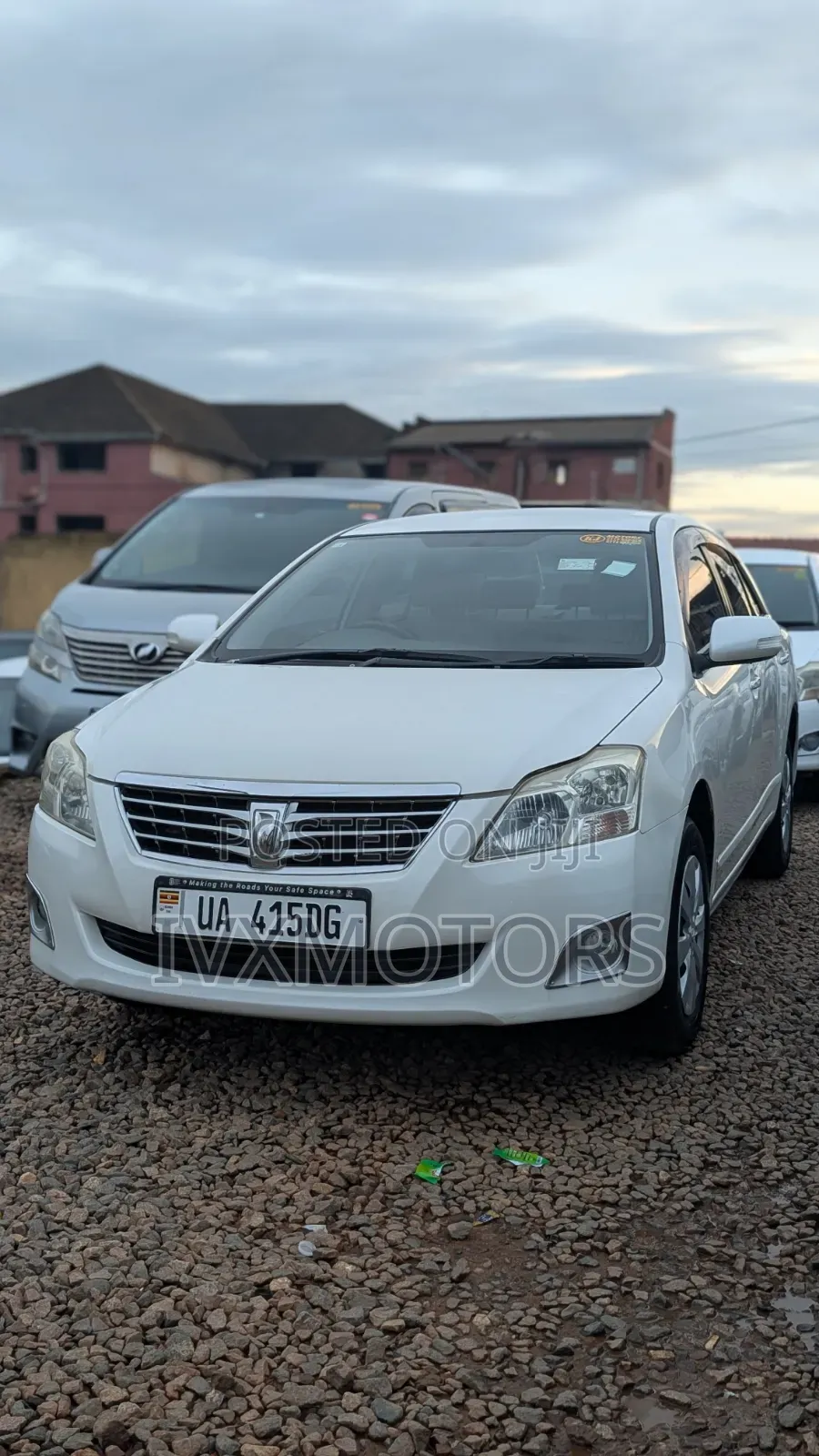 Toyota Premio 1.8 AWD 2012 Pearl