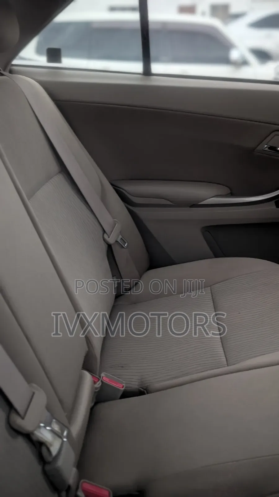 Toyota Premio 1.8 AWD 2012 Pearl