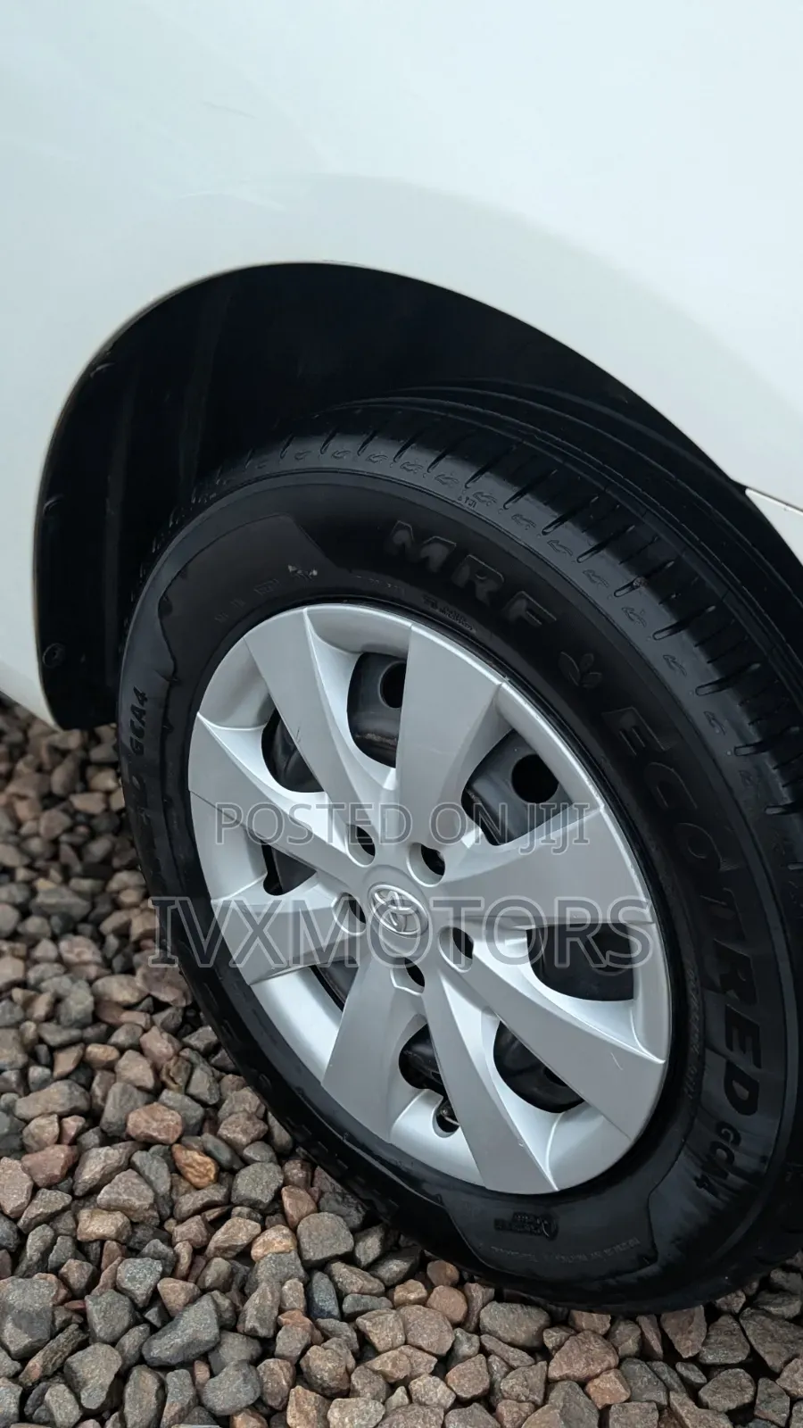 Toyota Premio 1.8 AWD 2012 Pearl