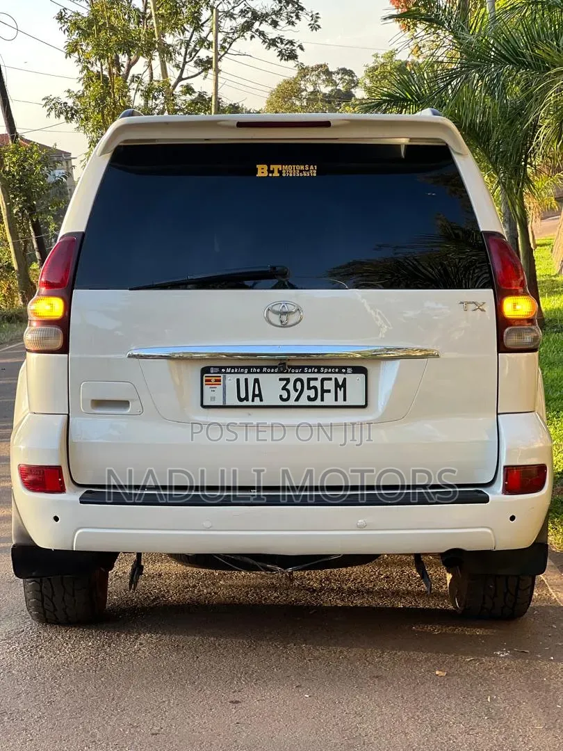Toyota Land Cruiser Prado 2007 White