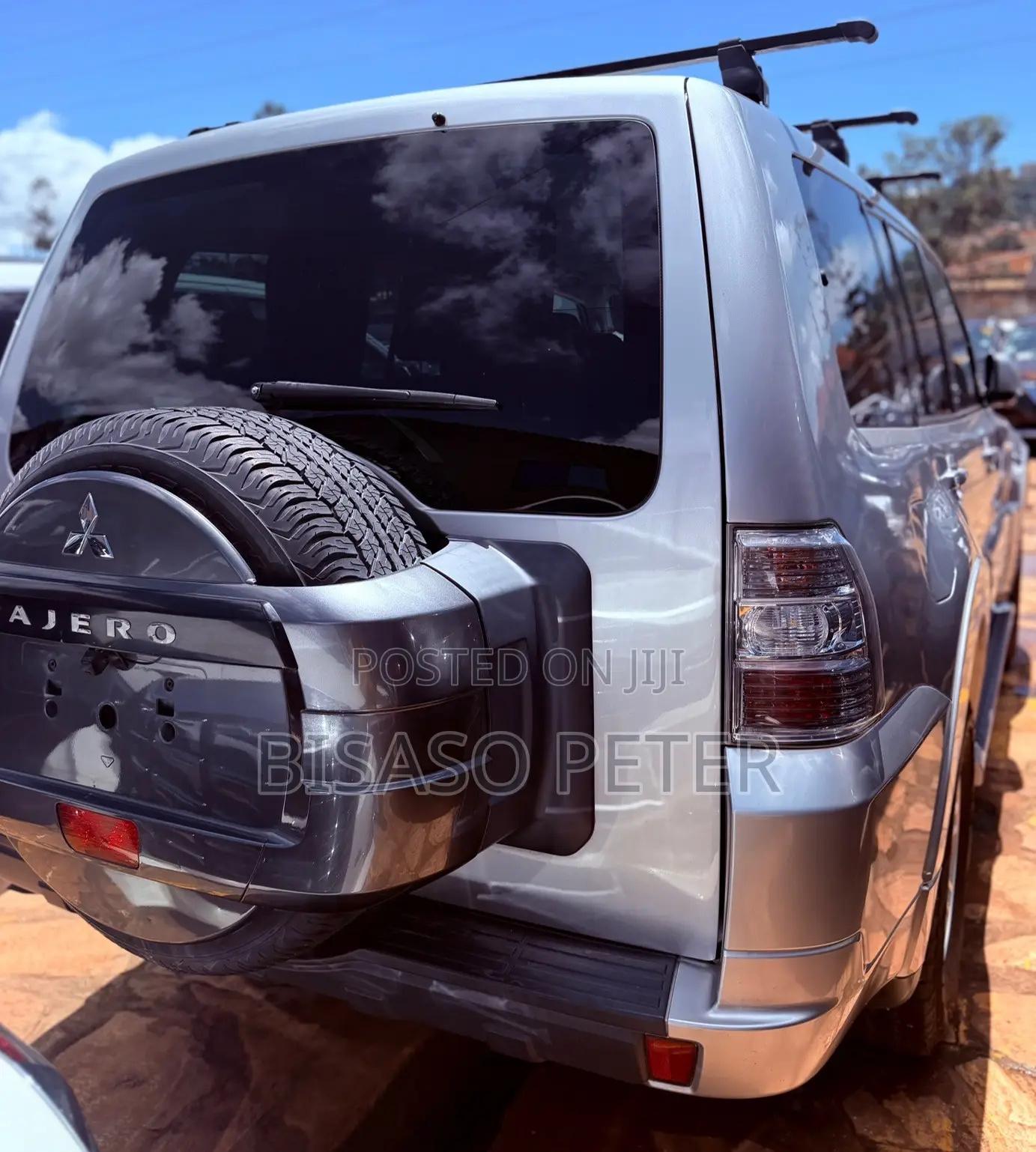 Mitsubishi Pajero 2018 Silver