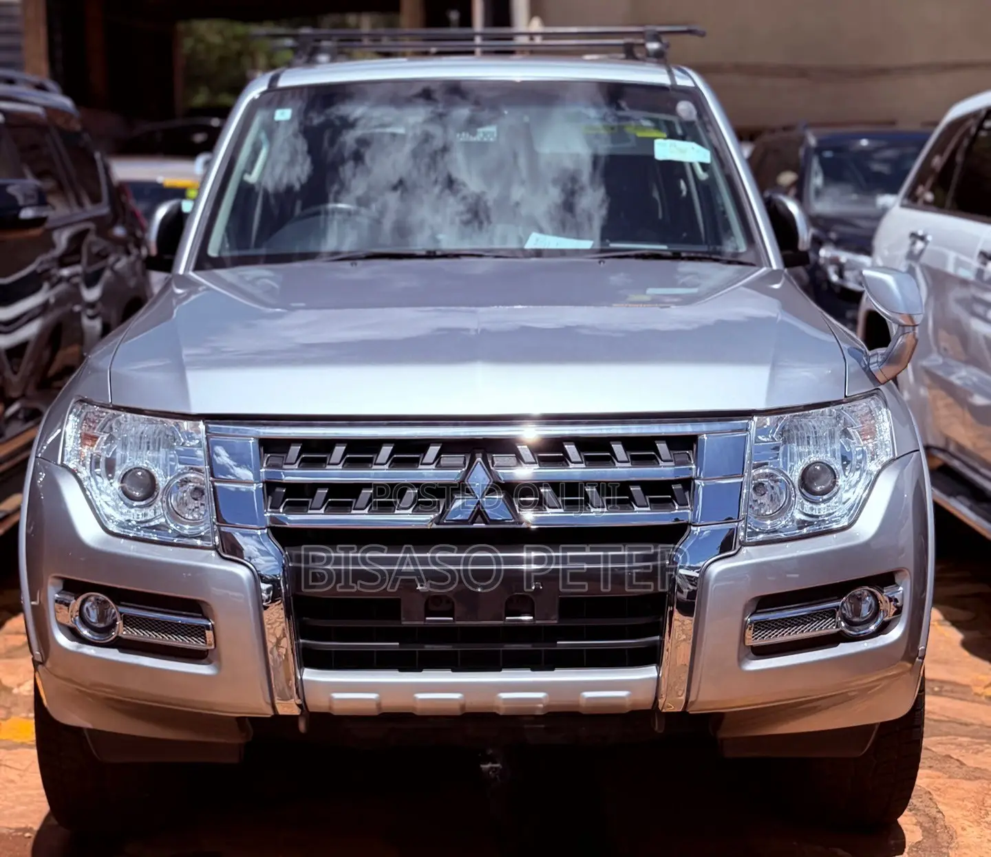 Mitsubishi Pajero 2018 Silver