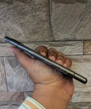New Google Pixel 7a 128 GB Black