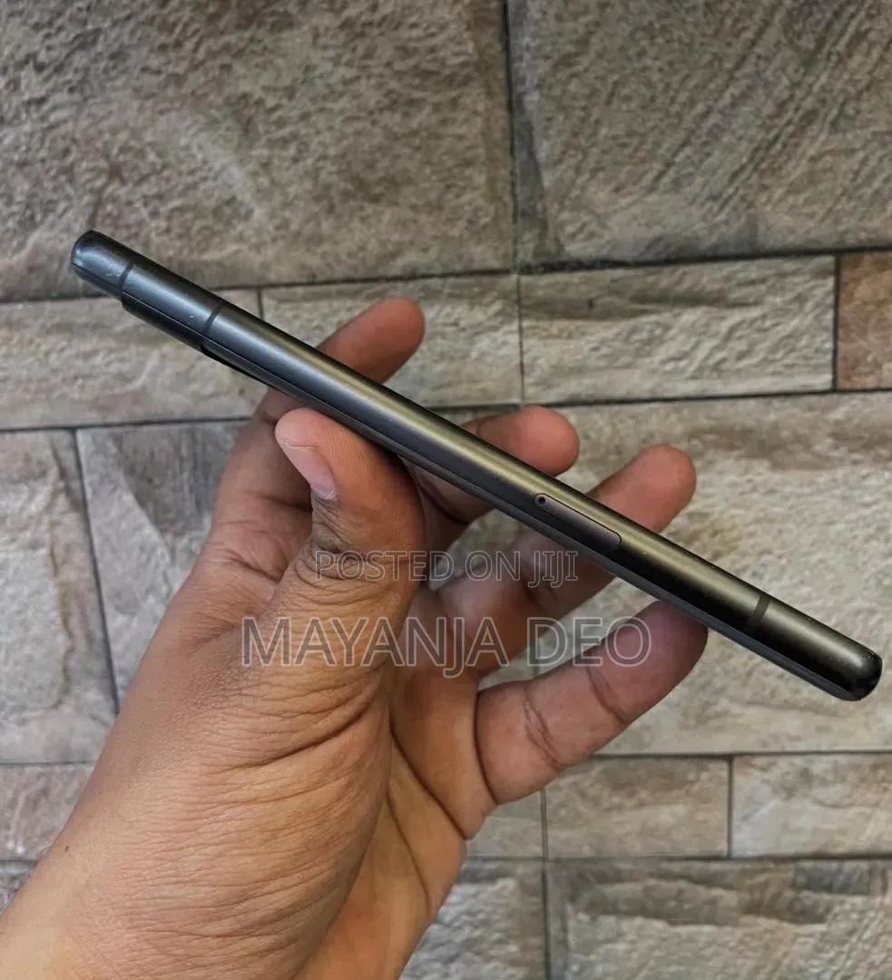 New Google Pixel 7a 128 GB Black