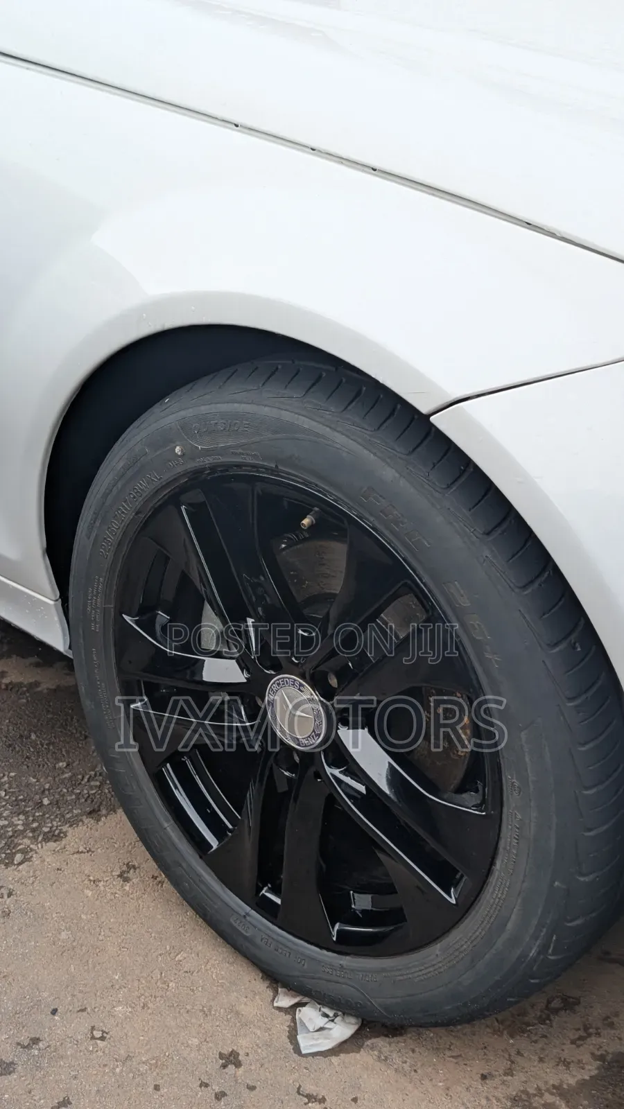 Mercedes-Benz C200 2011 White