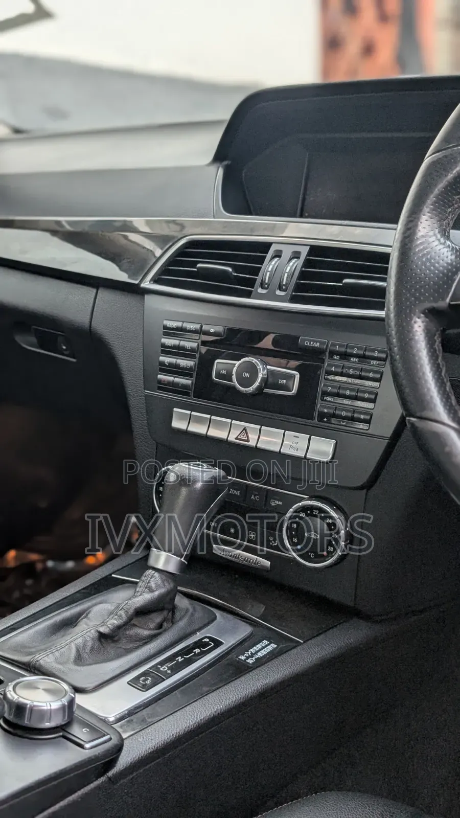 Mercedes-Benz C200 2011 White