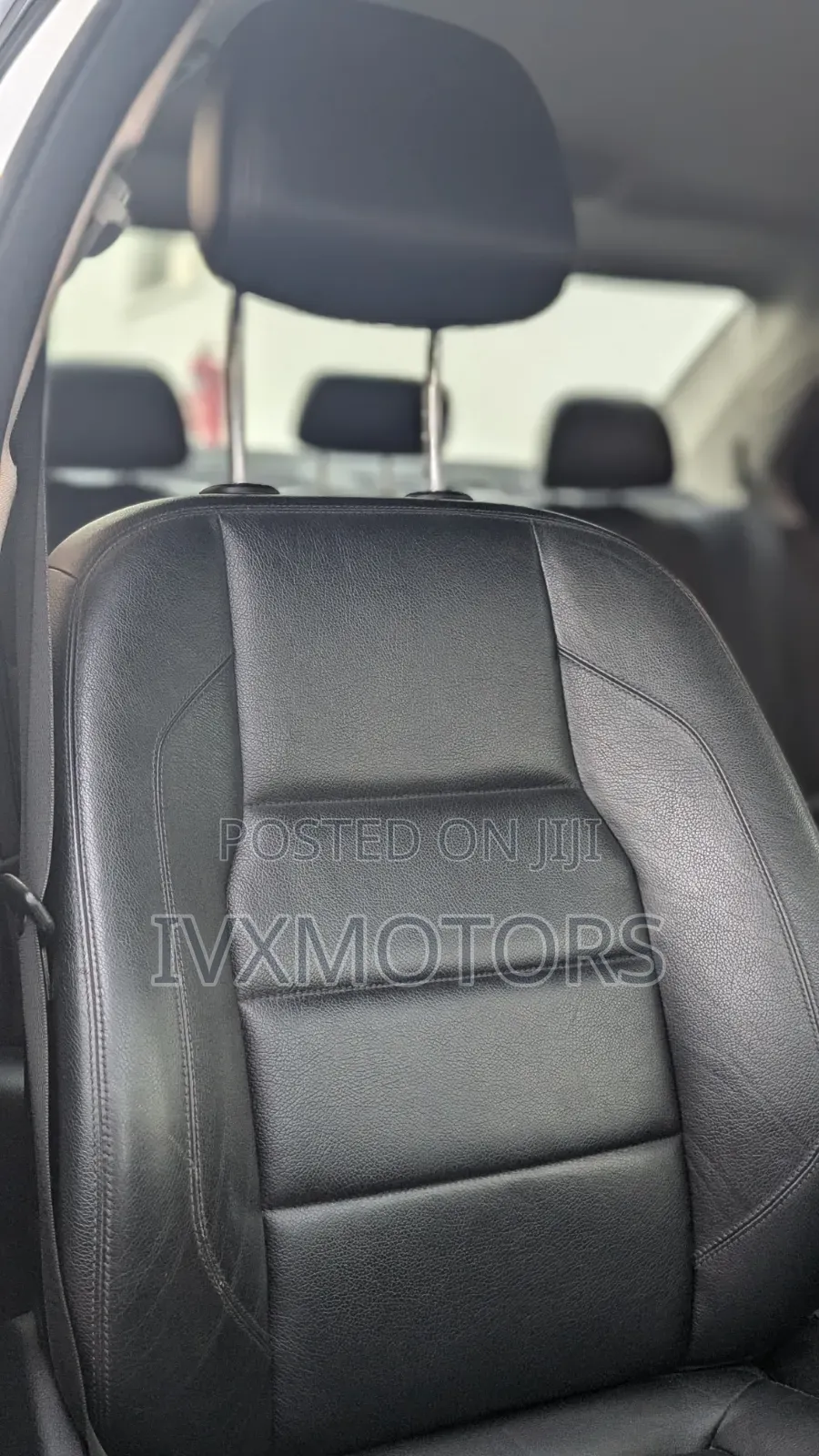 Mercedes-Benz C200 2011 White