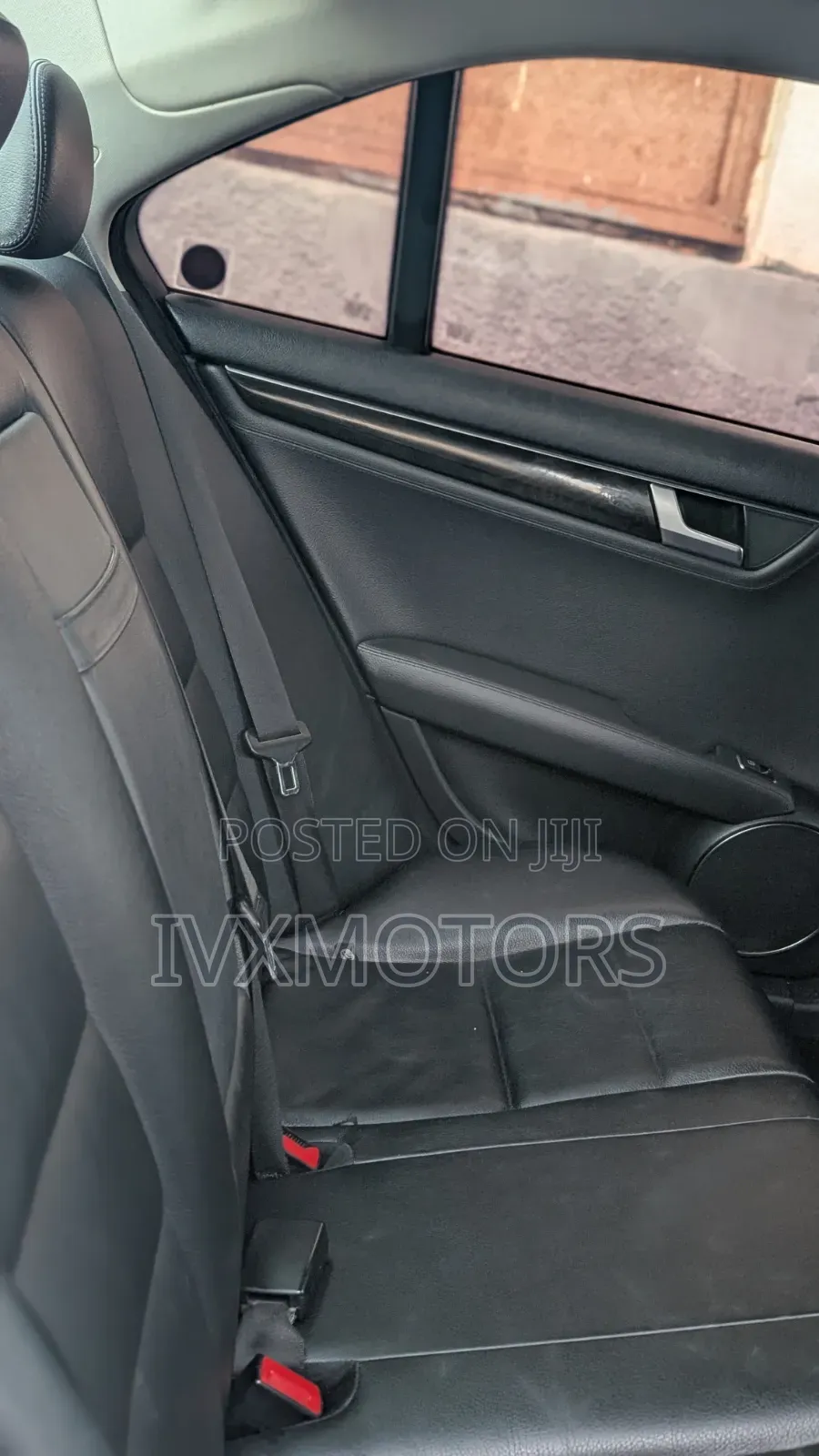 Mercedes-Benz C200 2011 White
