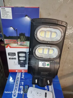 Solar Street Light 100watts /Warm Yellow Solar Street Light -Remote