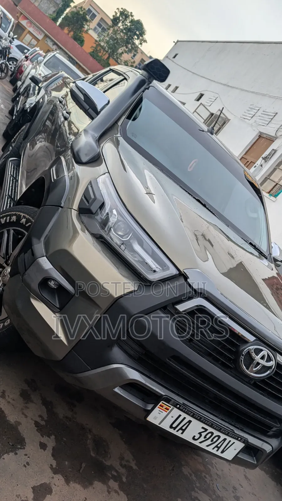 Toyota Hilux Revo Double Cab Deisel 2.4 RWD 2016 Green