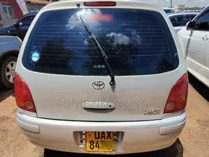 Toyota Corolla Spacio 2000 Silver
