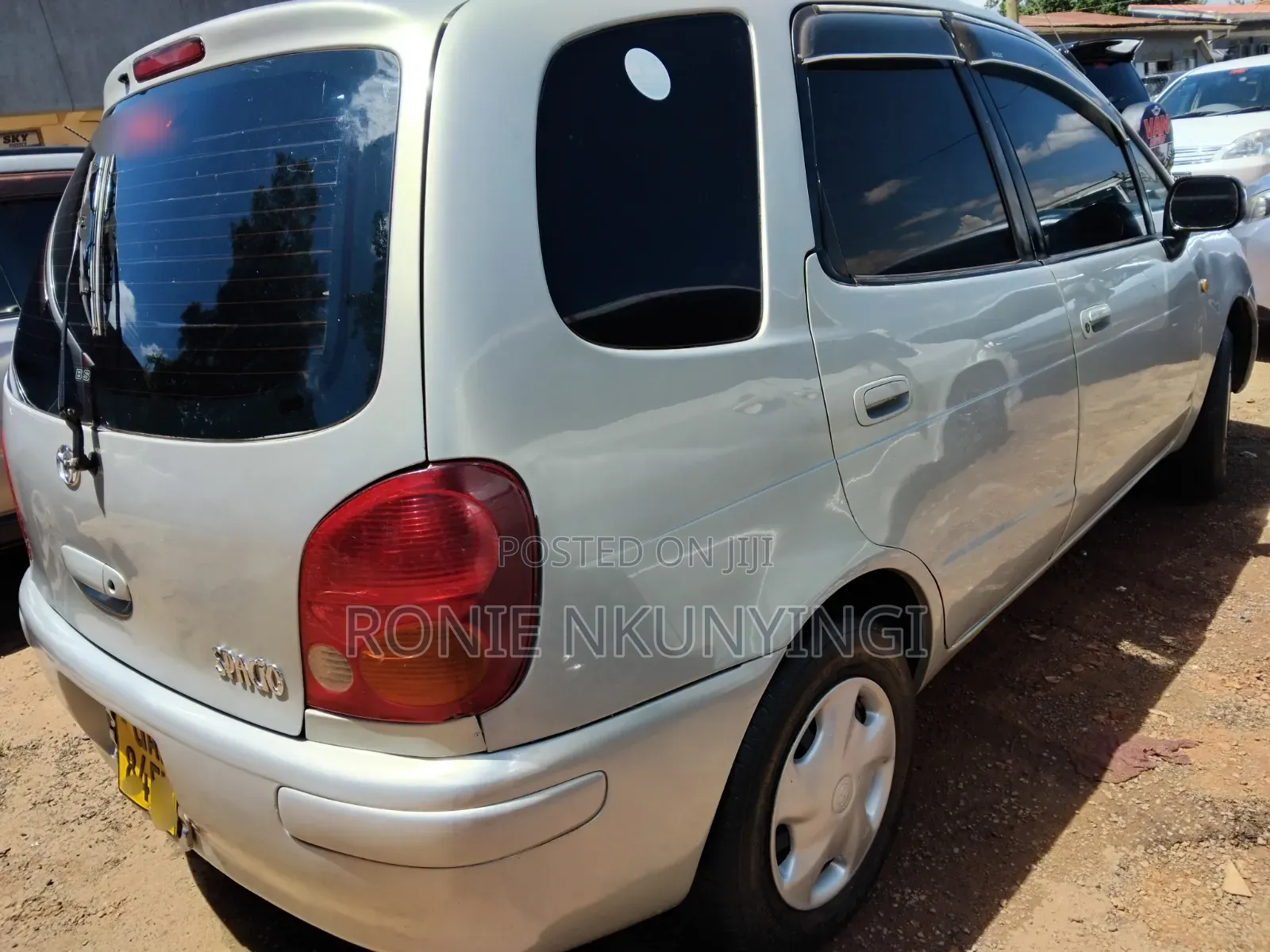 Toyota Corolla Spacio 2000 Silver