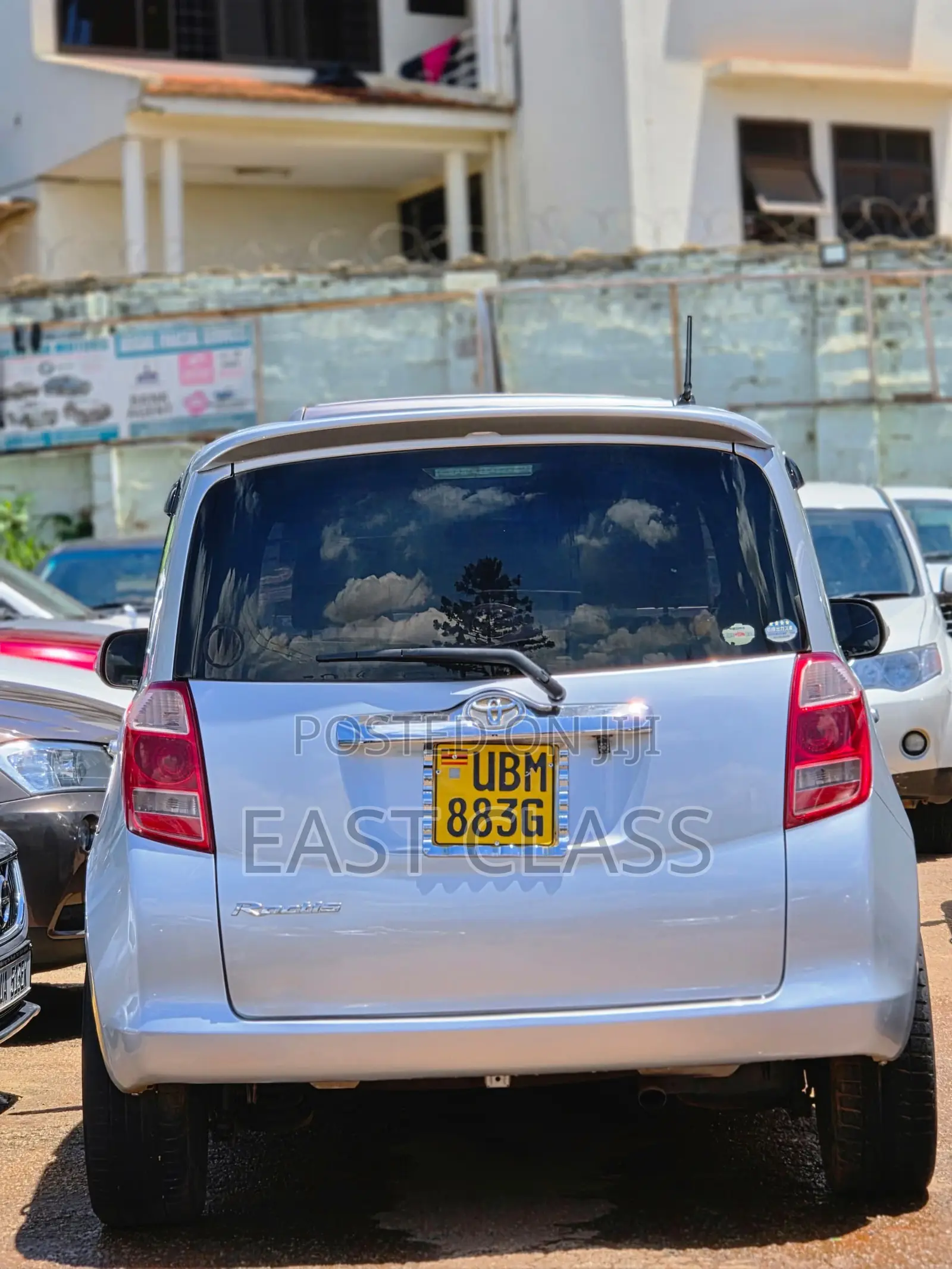 Toyota Ractis 1.5 FWD 2008 Silver