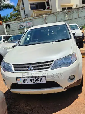Mitsubishi Outlander 2009 White