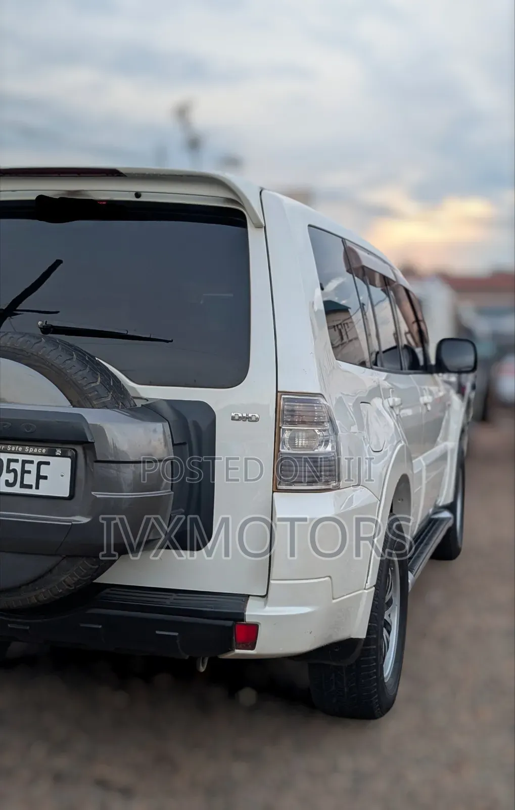 Mitsubishi Pajero 3.2 Di-Dc GLS 2011 White