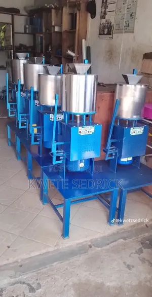 Gnut Paste Machines