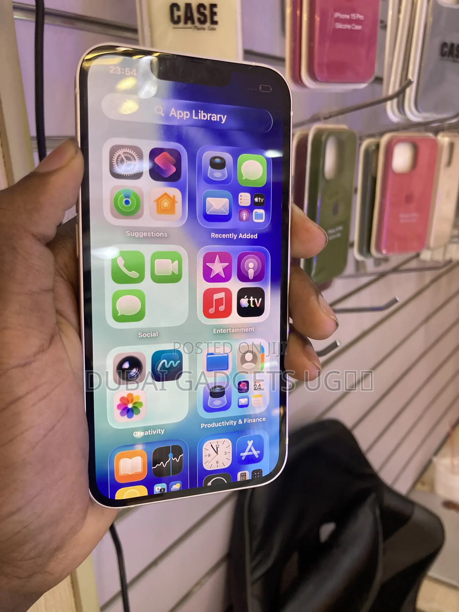 New Apple iPhone 13 128 GB White
