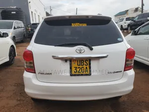 Toyota Corolla Fielder 2011 White