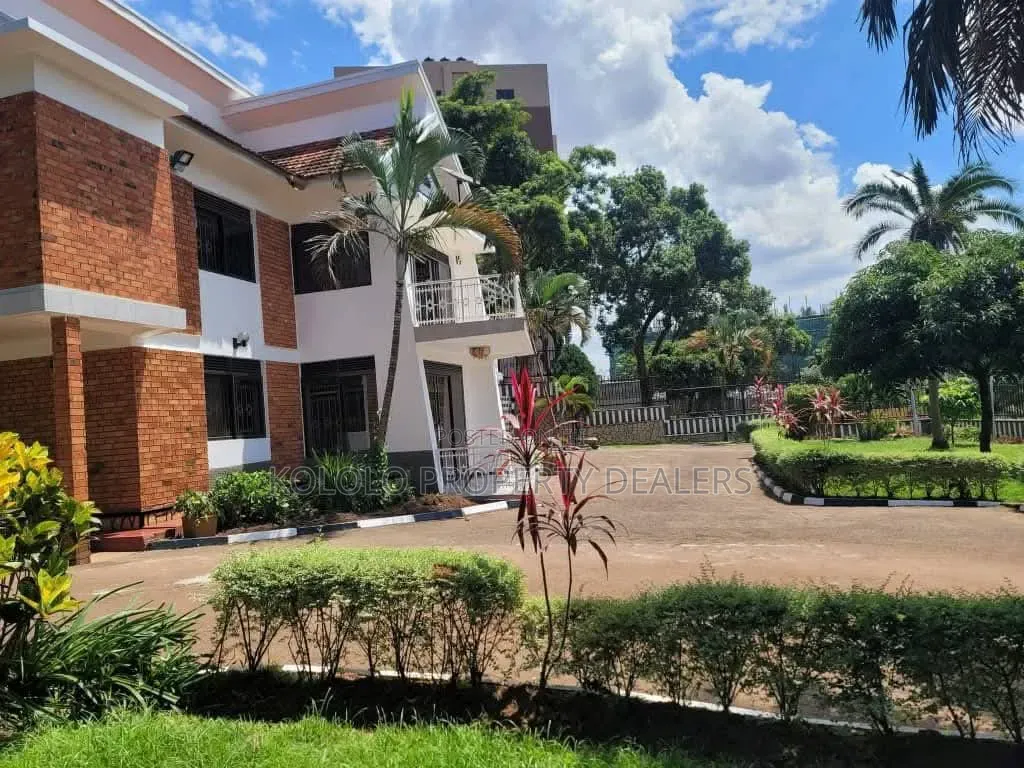 5bdrm Mansion in Naguru, Central Division for rent