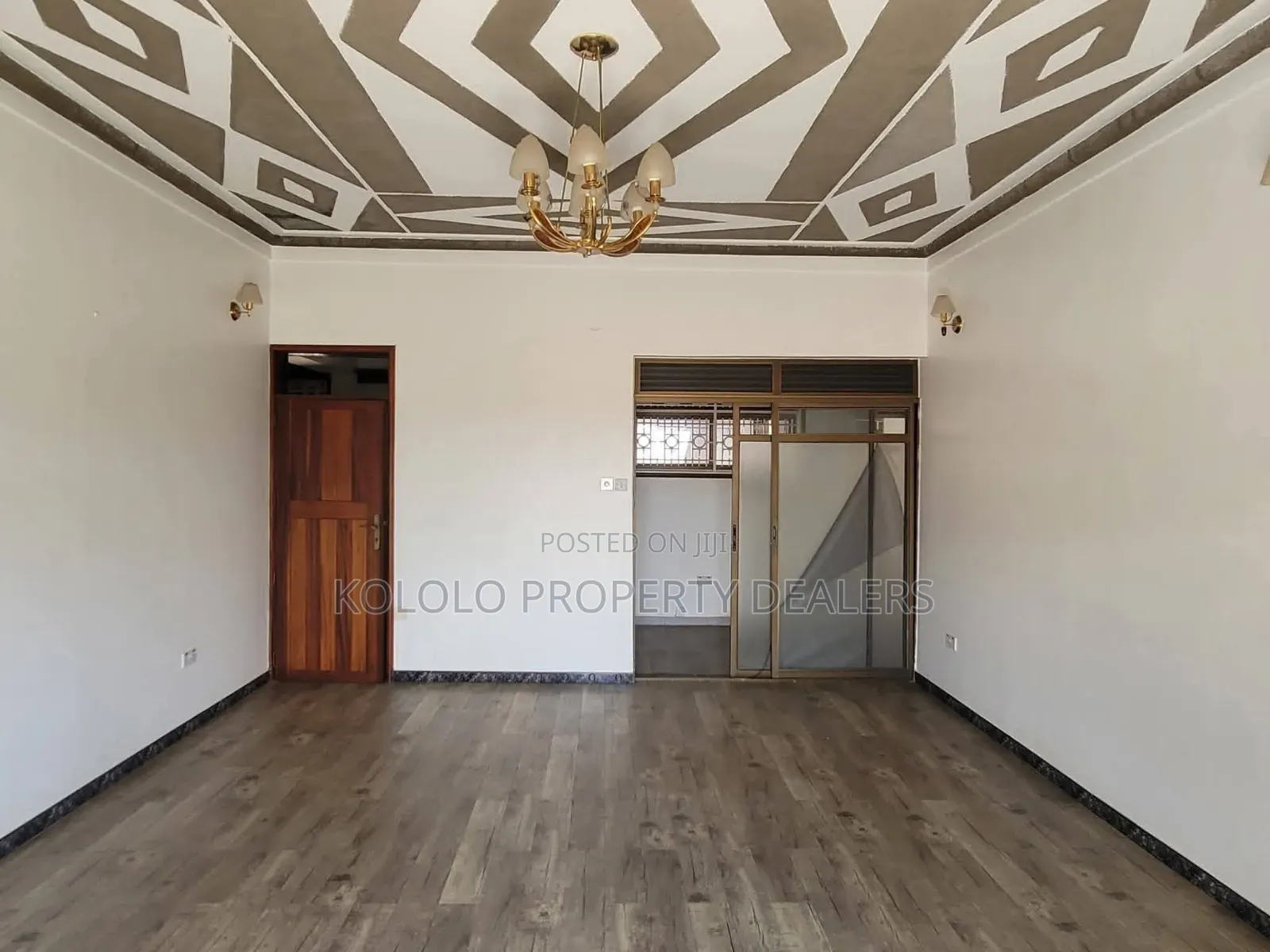 5bdrm Mansion in Naguru, Central Division for rent